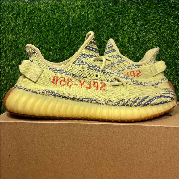 Adidas Yeezy Boost 350 V2 Semi Frozen Yellow - Picture 1 of 14